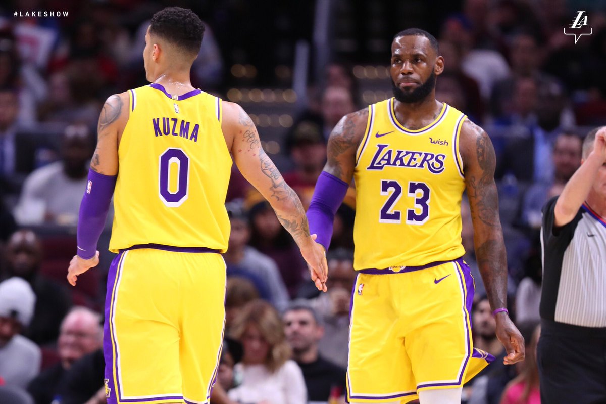 足球里这种 足球里这种